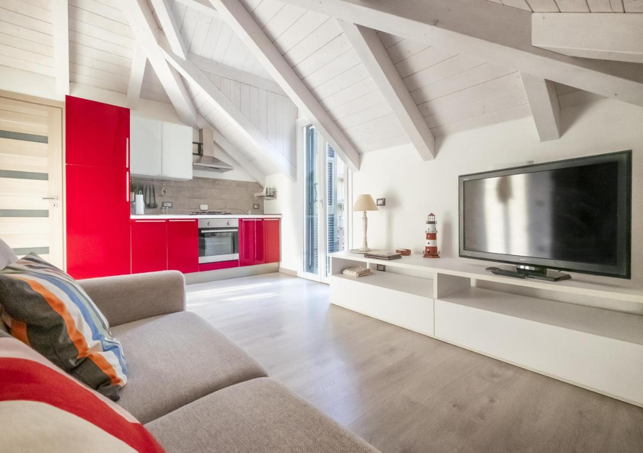 A Casa Di Oscar Apartment เดวามารีนา ภายนอก รูปภาพ
